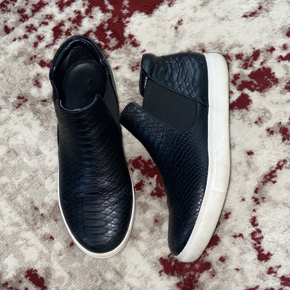 Snake booties